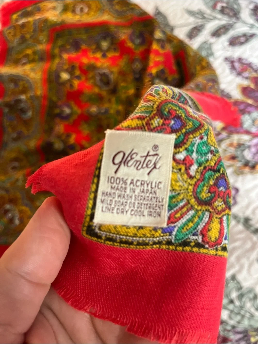 Vintage MCM Women’s Paisley Glentex Scarf Square Red Gold